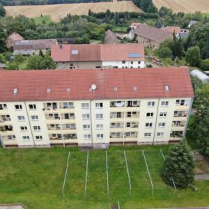 7 WE, ein Aufgang, 408qm Wfl, Plattenbau aus 1989 in idyllischer Lage
