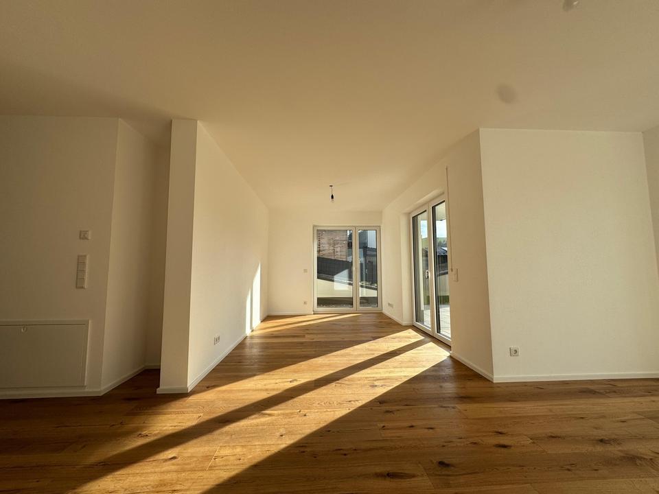 Sofort beziehbar: Neubau 3-Zimmer Gartenwohnung am Wasserturm 16 in Geisenfeld – Bild 7