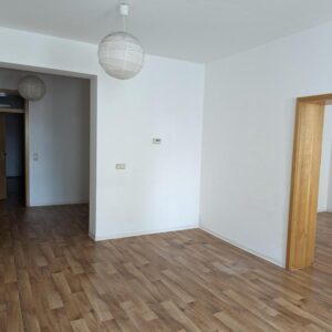 Sehr gepflegte, großzügige 2-Raum-Wohnung im Herzen der Stadt-Fußgängerzone