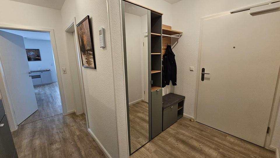 Neuwertige 2-Zimmer Erdgeschosswohnung mit Einbauküche + Garten – Bild 10