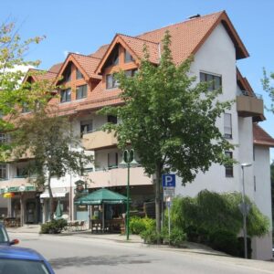 Schöne 3 Zimmer Wohnung mit Balkon in Schömberg zu vermieten (04-ID106)