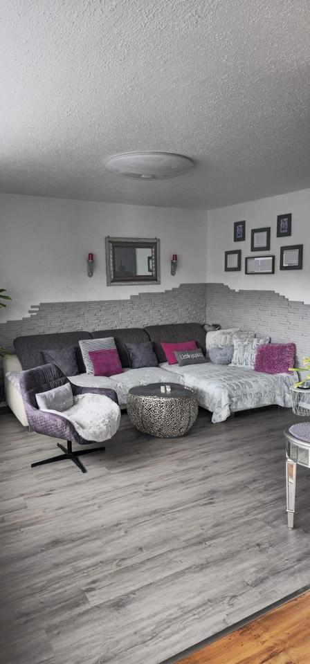 Schöne kernsanierte 3-Zimmerwohnung mit traumhaftem Weitblick – Bild 2