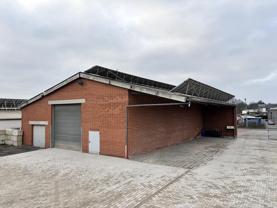 Top Gewerbeobjekt! Modernes Büro mit Lagerhalle & Stellplätze – Bild 4