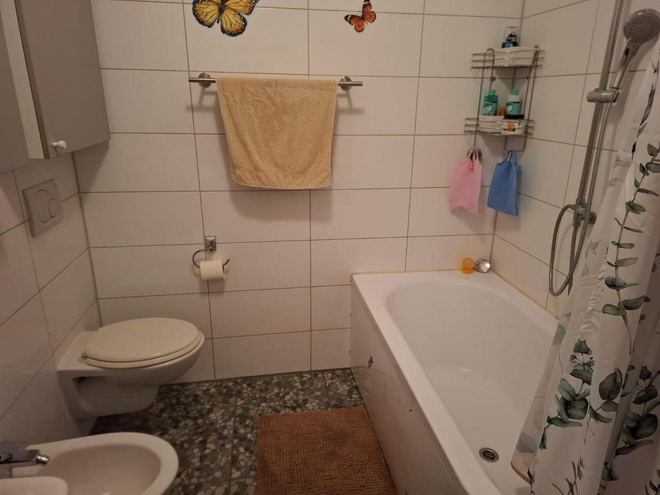 Doppelhaushälfte / Mehrgenerationenhaus / Mehrfamilienhaus / Haus – Bild 6