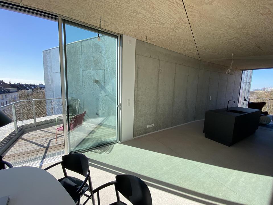 Bilker Bunker - Wohnen über den Dächern von Düsseldorf / Living above the roofs of Düsseldorf – Bild 26