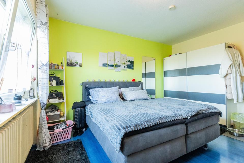 Wohnen wie im Haus: 250 m² auf einer Ebene , separater Eingang, riesen Terrasse – Bild 22