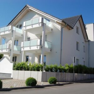 Barrierefreie Traumwohnung mit drei Balkonen und Panoramablick