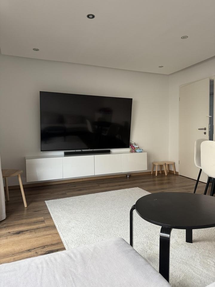 Charmante 3-Zimmer-Wohnung in Bad Cannstatt – Umfangreich saniert, sofort bezugsbereit – Bild 2