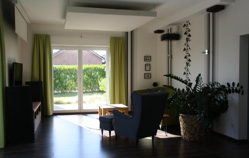 Architektenhaus (KfW 40) mit Schwimmteich + Nebengebäude ( 78 m²)+Solar – Bild 29