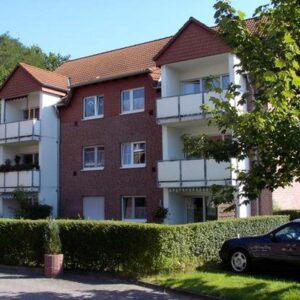 *** Helle 3,5-Zimmerwohnung mit komplett saniertem Tageslichtbadezimmer und Süd-Westbalkon***