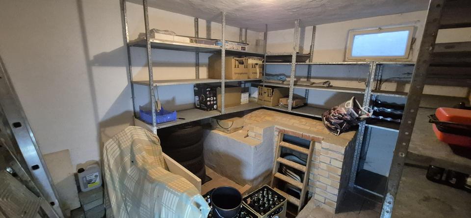 Sehr gepflegtes Ein-/ Zweifamilienhaus in Lomersheim, Garten, Balkon, Garage, – Bild 31