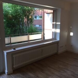 Schöne helle 1-Raumwohnung ruhig gelegen mit Kleiner Küche und Teilmöbiliert