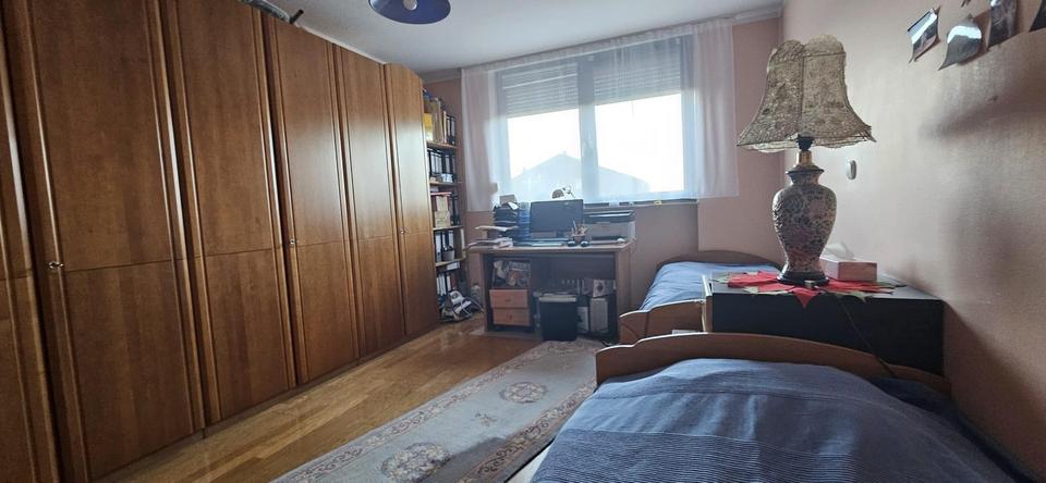 3-Zimmer-Wohnung inkl. Tiefgaragenstellplatz, Balkon & Aufzug – Bild 6