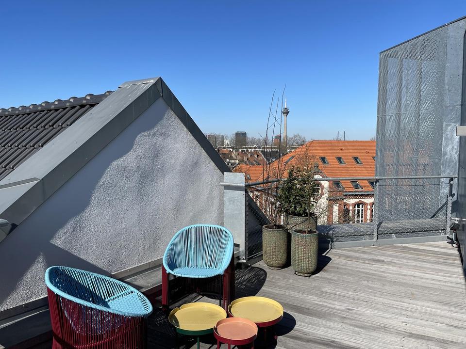 Bilker Bunker - Wohnen über den Dächern von Düsseldorf / Living above the roofs of Düsseldorf – Bild 19