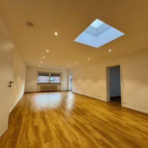 Sehr schöne, vollständig renovierte 3-Zimmer-Wohnung in ruhiger Innenhoflage von Durmersheim