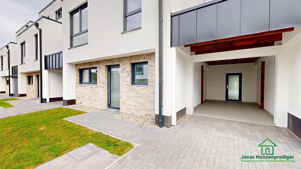 Modernes Reihenendhaus mit Garage zum Erstbezug - 3 Geschosse – Bild 14