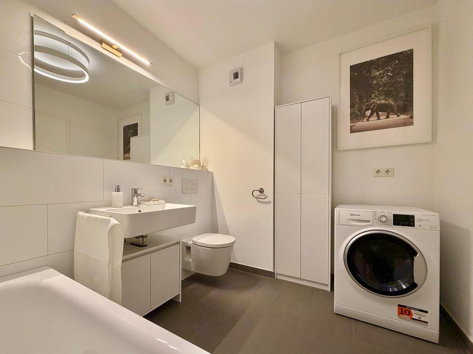 All-Inclusive-Miete: Vollmöbliertes WG-Zimmer mit exklusivem Balkon & Aufzug in Neubau-Siedlung! – Bild 35