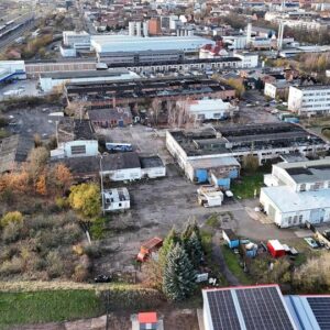 Gewerbegrundstück mit Lager- und Produktionshallen – provisionsfrei direkt vom Eigentümer