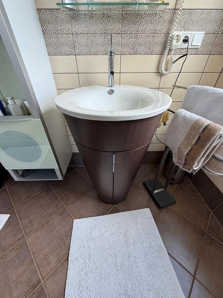 Wundervolles Niedrigenergie-EFH mit ELW/Praxis/Büro in bester Wohnlage! – Bild 18