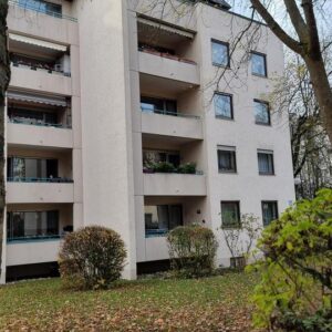 71m² Wohnung mit 2,5 modernen Zimmern mit Balkon / EBK in Wiblingen