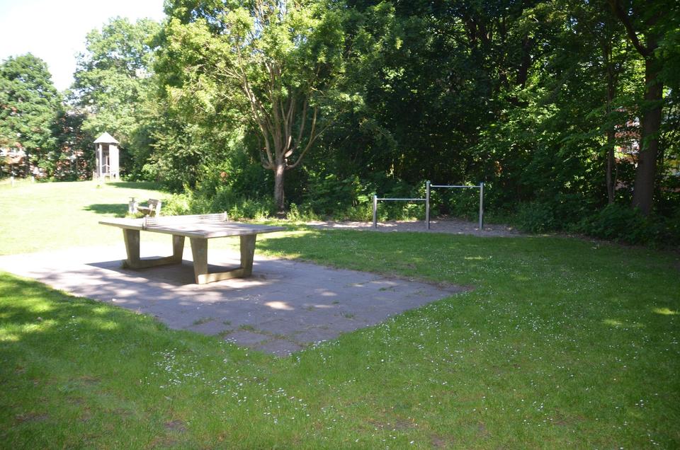 Sehr schöne, gut geschnittene und ruhige 2-Zimmer-Wohnung mit Balkon in St. Jürgen – Bild 18