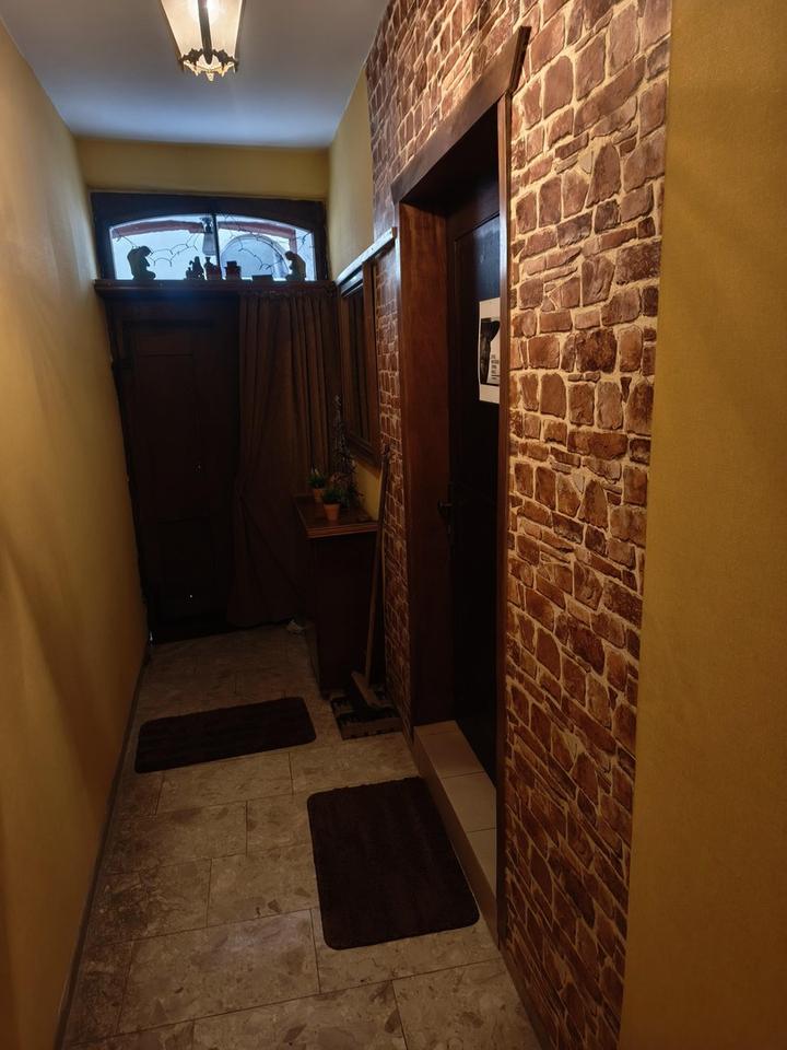 Wohnhaus mit 3 WG. und Dachterrasse für 800€ pro/ qm Ein Schnäpchen!!! – Bild 2