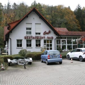 Eigentumswohnung in weitgehend gastronomisch genutzem Gebäude