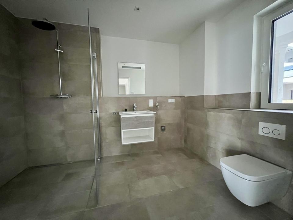 Top Renditepaket: 2 vermietete Neubau-Wohnungen (A+) mit 5 % AfA, provisionsfrei – Bild 9