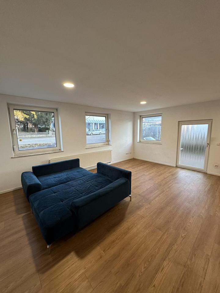 142 m² Wohnfläche - 4 Zimmer Wohnung in Berching inkl. EBK, 2 Stellplätze – Bild 2