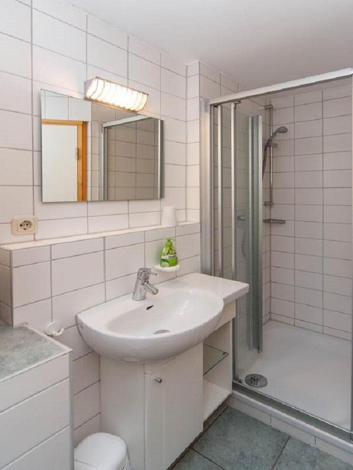 Zingst – Ferienensemble mit 4 Appartements, Nebengebäude & 5 Stellplätzen – Bild 11