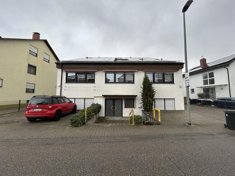 Helle Bürofläche mit optimaler Raumaufteilung in Mutterstadt mieten – Bild 2