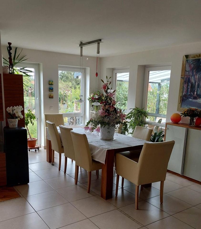 Wundervolles Niedrigenergie-EFH mit ELW/Praxis/Büro in bester Wohnlage! – Bild 7