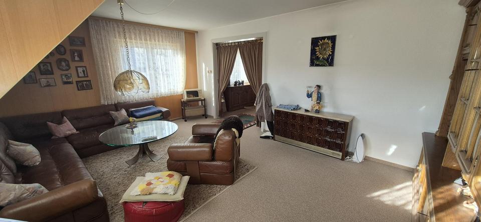 Sehr gepflegtes Ein-/ Zweifamilienhaus in Lomersheim, Garten, Balkon, Garage, – Bild 17