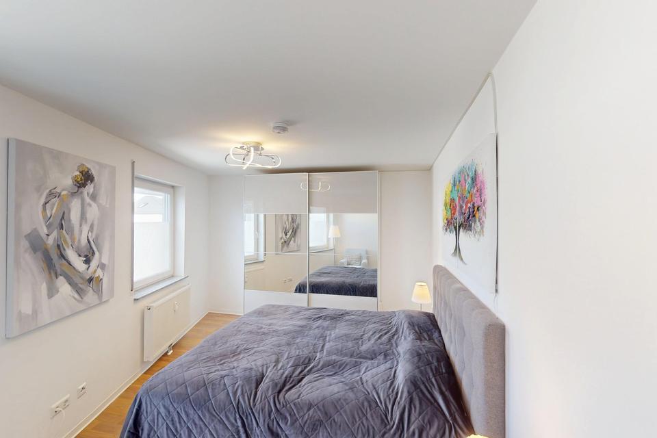 5.OG mit Fahrstuhl und unglaublichem Blick über die Stadt (provisionsfrei) – Bild 9