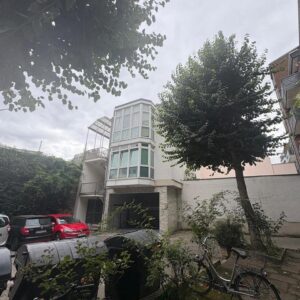 Köln, Rheinnähe und Maritim Hotel