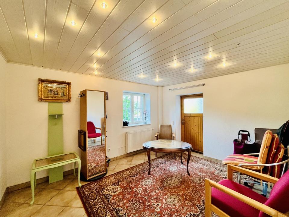 Schönes 2-Familienhaus mit zwei weiteren Zimmern im Gartengeschoss und ausbaufähiges DG! – Bild 37