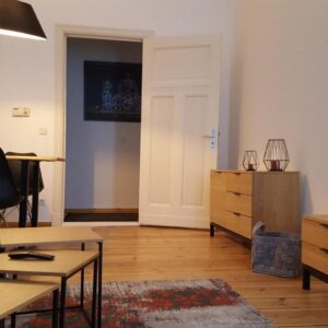 2-Zimmer-Wohnung, möbliert, Balkon, Prenzlauer Berg