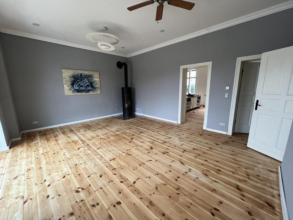 PROVISIONSFREIES JUWEL - Sanierte Altbauvilla mit großem Garten – Bild 5