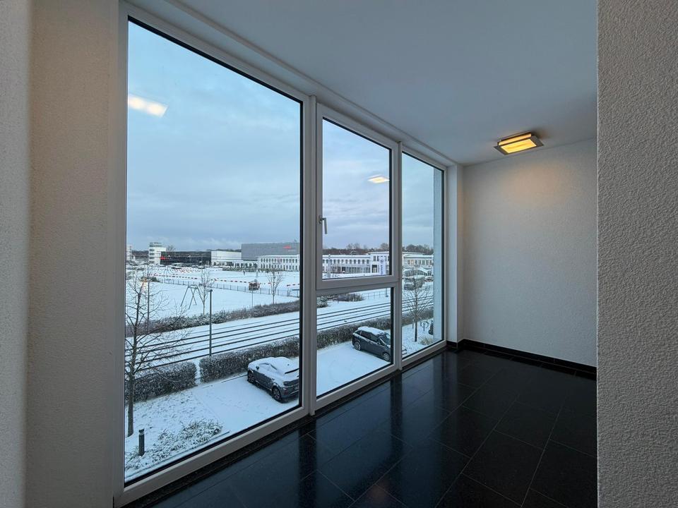 All-Inclusive-Miete: Vollmöbliertes WG-Zimmer mit exklusivem Balkon & Aufzug in Neubau-Siedlung! – Bild 4