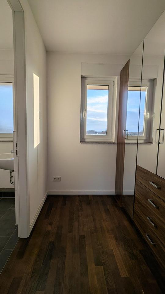 Coloneo: Hochwertige 2,5-Zi-Penthouse-Wohnung mit Dachterrasse – Bild 13