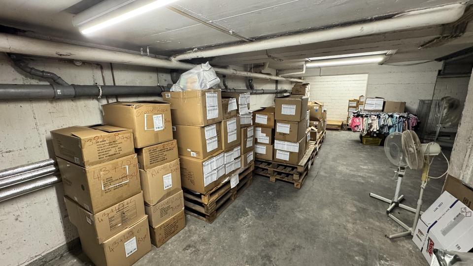 Gewerbefläche im Erdgeschoss mit Lagerkeller (provisionsfrei) – Bild 23