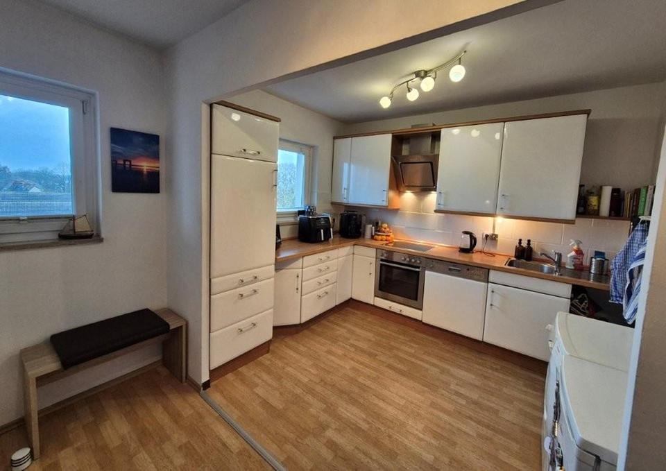 Lichtdurchflutete 2-Zimmer-Wohnung mit Balkon & Stellplatz in Wedel (S1 Hamburg) – Bild 4