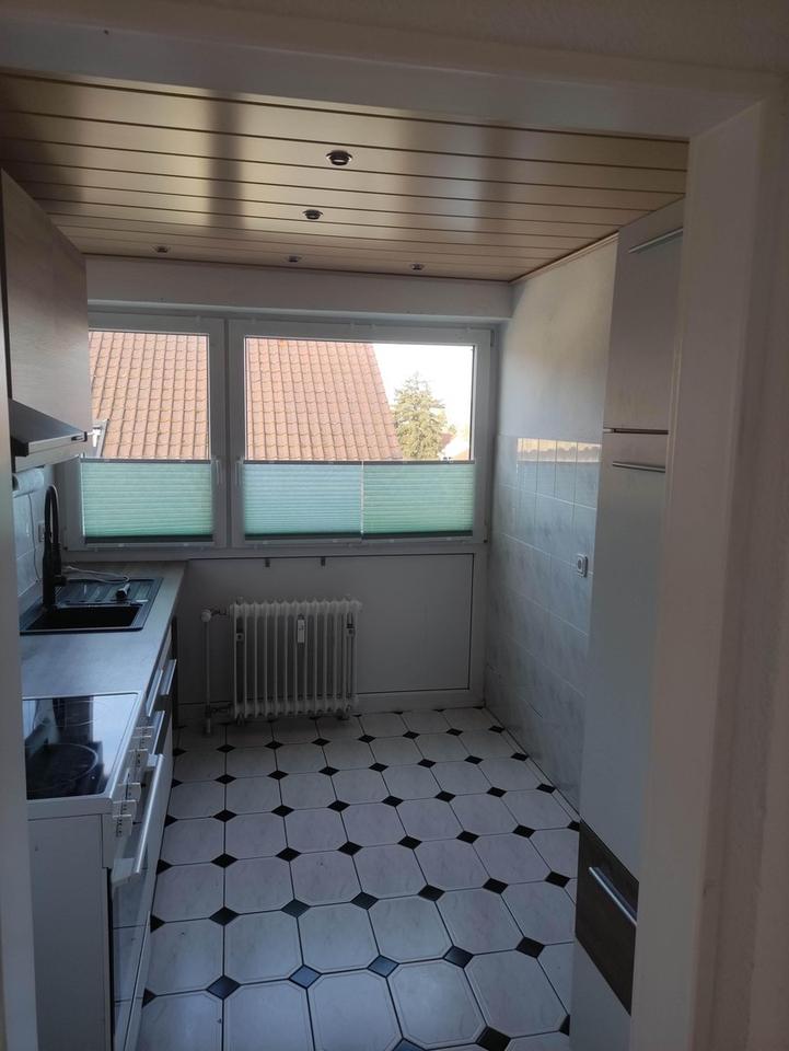 3-Zimmer-DG Wohnung in guter Lage mit Aussicht – Bild 11