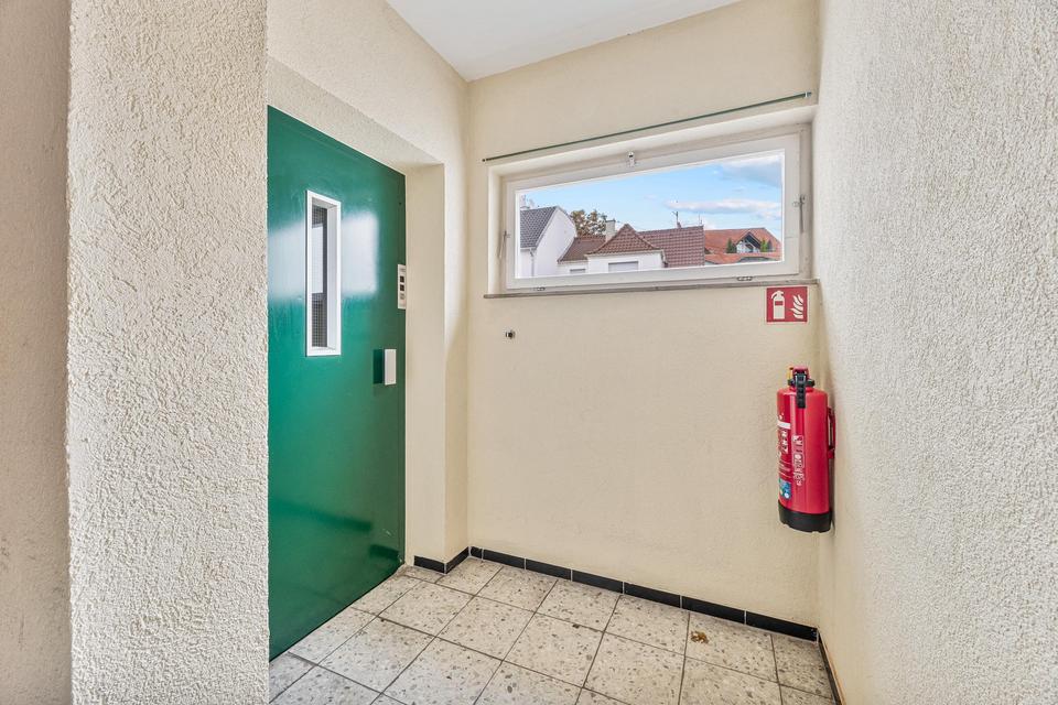 Top sanierte 3 Zimmer Wohnung mit zwei Balkonen & TG-Stellplatz – nahe Altstadt Leonberg – Bild 21