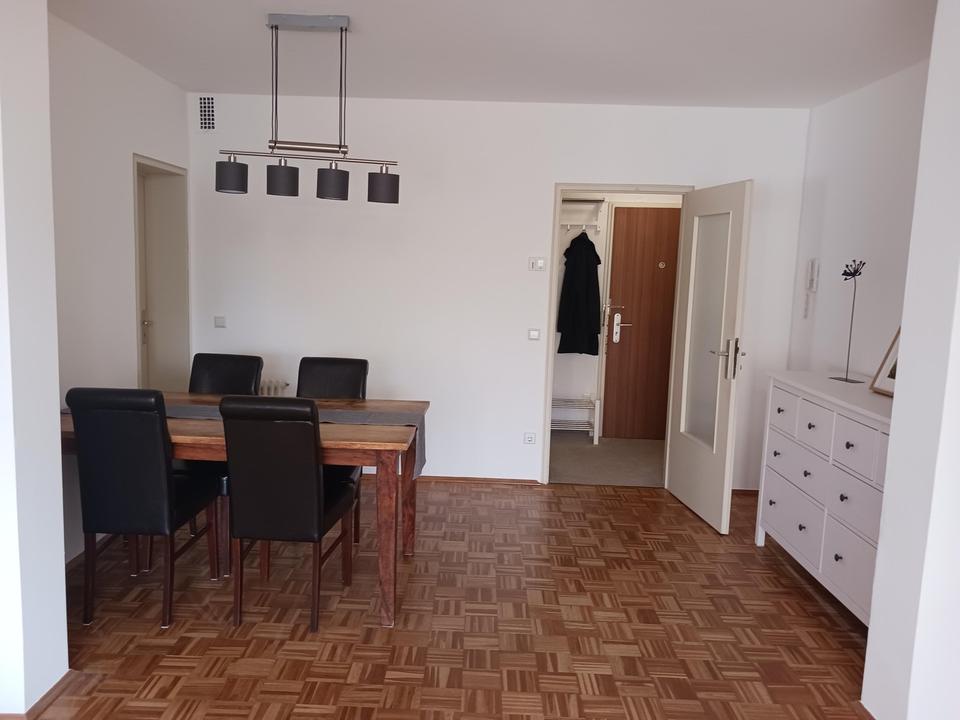 Schöne, möblierte, voll ausgestattete 3 Zimmer Wohnung, wenige Minuten von der Universität entfernt – Bild 3