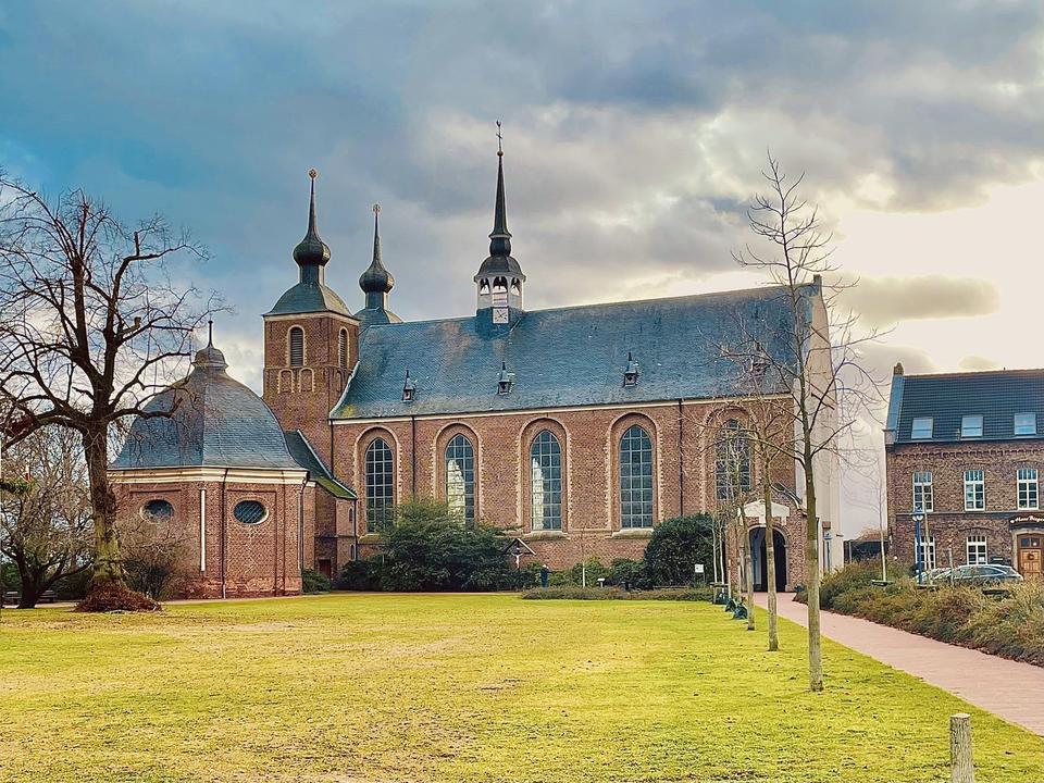 Moderne 2 Zimmer-Wohnung mit Balkon im 1. OG in attraktiver Lage direkt am Kloster Kamp – Bild 17