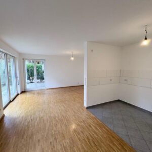 2,5-Zimmer Erdgeschosswohnung mit Terasse in zentraler Lage