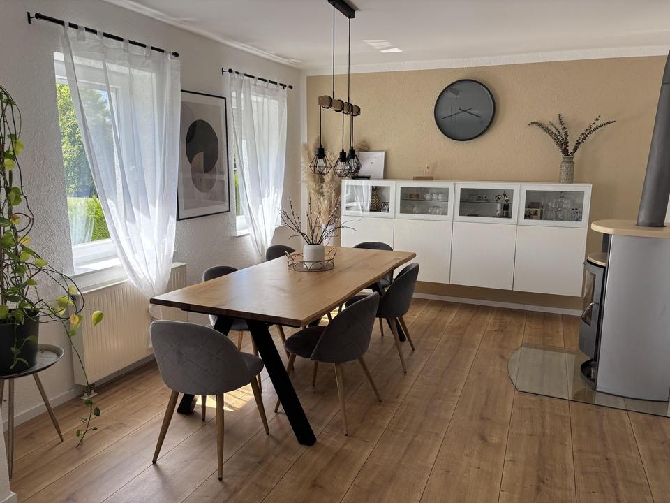 Kernsaniertes Einfamilienhaus in bester Lage – Bild 12