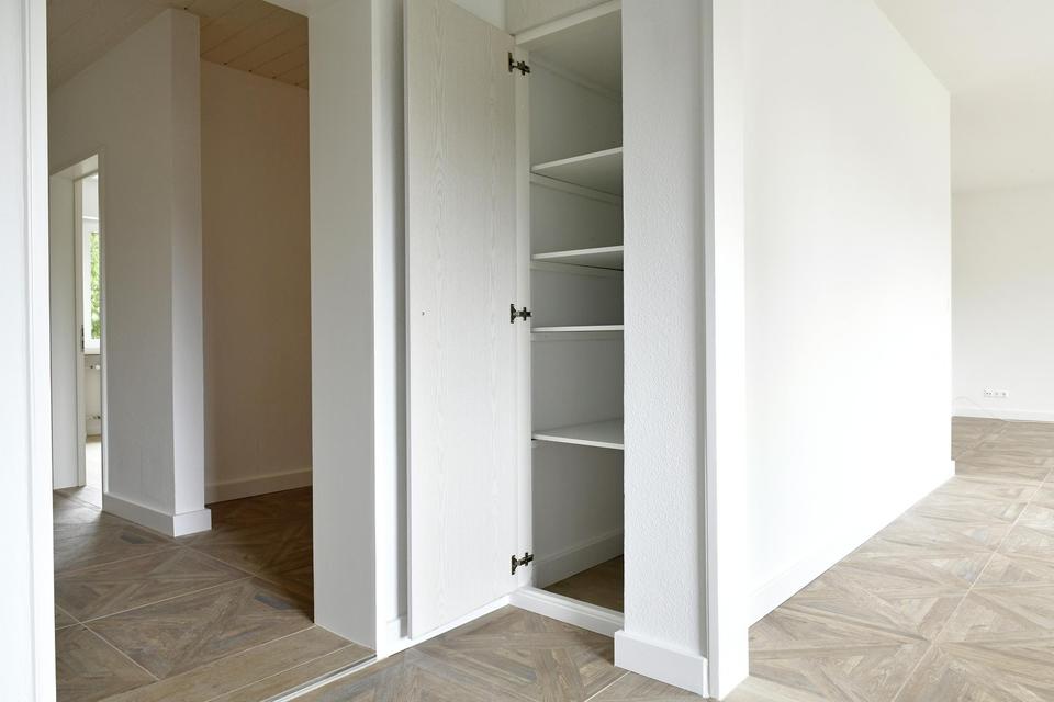 Großzügige, helle 3-Zimmer Erdgeschosswohnung mit Rundumblick ins Grüne – Bild 8