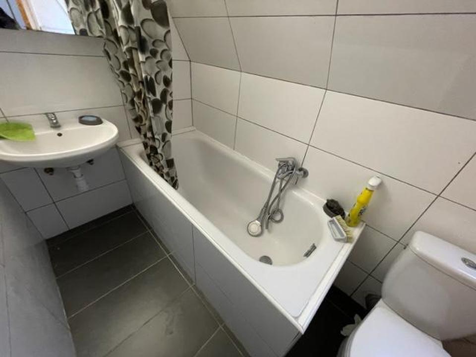 Schöne und ruhige 2,5-Zimmer-Wohnung in Uni Nähe, U35 Vor der Haustür – Bild 6